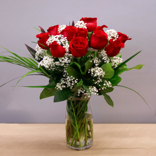 One dozen of our most beautiful long stem roses from Eucador