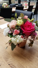 Load image into Gallery viewer, Petite Fleur - Flower Arrangement
